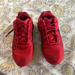 Kids NIKE red shoes size 4.5 Y